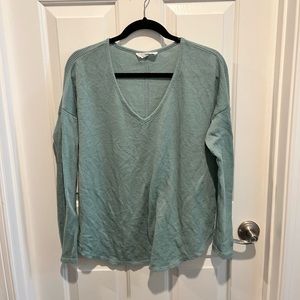 Double Zero Coastal Teal V-Neck Ribbed Top Size L